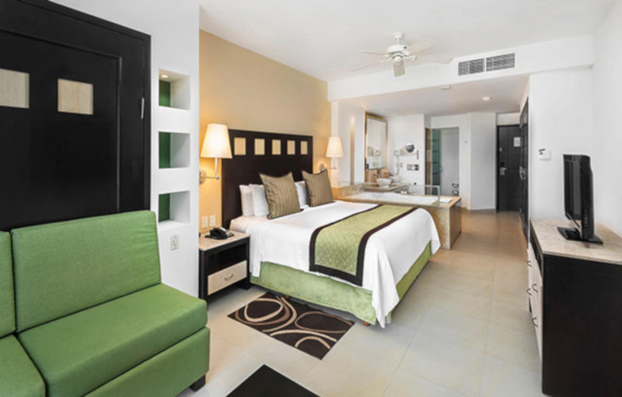 פוארטו מורלוס Hotel Marina El Cid Spa & Beach Resort מראה חיצוני תמונה